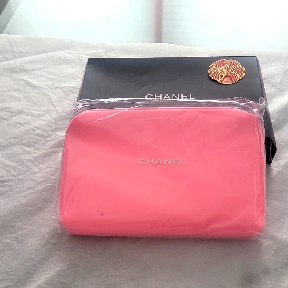 CHANEL Vibrant Pink Cosmetic Bag
